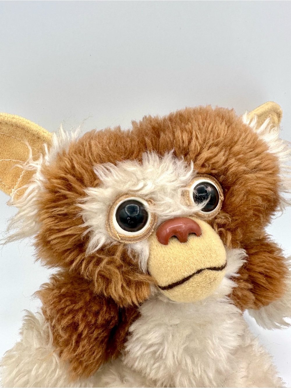 1984 Gremlins Movie Gizmo 7” Plush Collectible - Picture 2 of 11